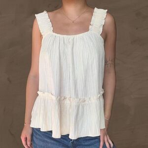 current air cream sleeveless boho ruffled pleated tank top size medium